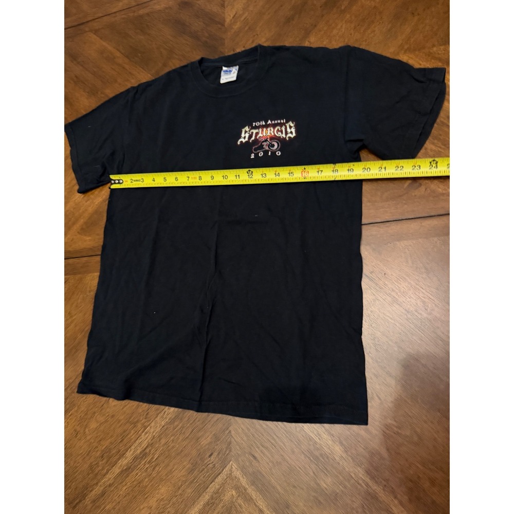 Gildan Mens 2010 Sturgis 70th Anniversary Motorcycle Rally Skull T-Shirt Black M - Picture 6 of 6